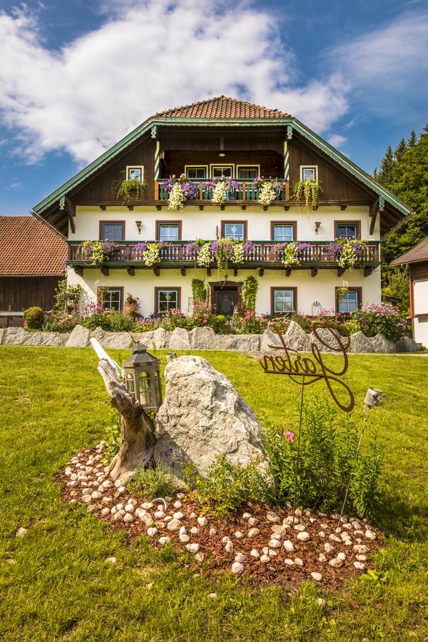 Wohlfuehlbauernhof Bambichlhof Vila Fuschl am See Exterior foto