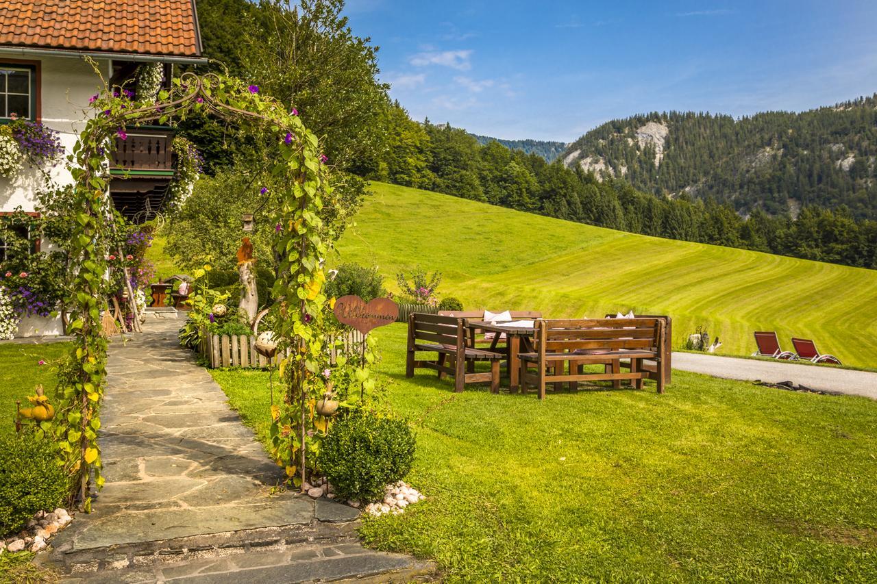 Wohlfuehlbauernhof Bambichlhof Vila Fuschl am See Exterior foto